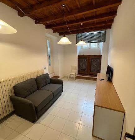 San Martino 1 Bilocale Con Scala A Chiocciola Apartamento Pavía Exterior foto