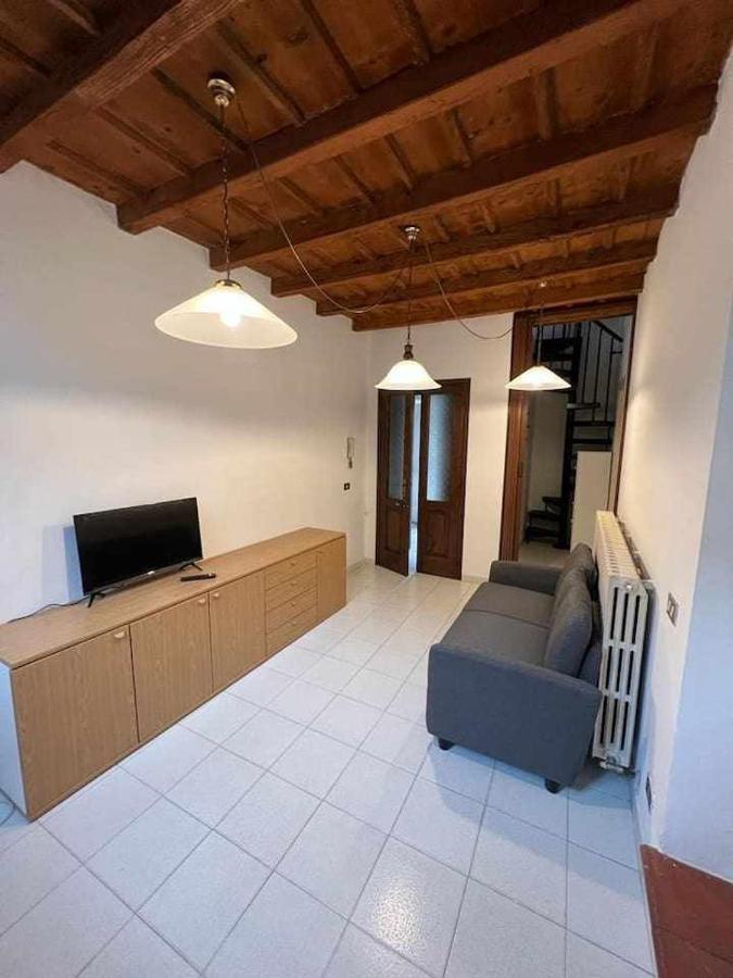 San Martino 1 Bilocale Con Scala A Chiocciola Apartamento Pavía Exterior foto
